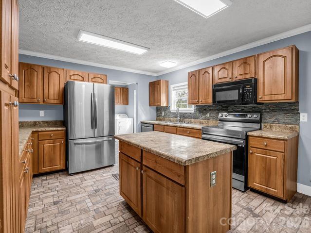 865 Boland Drive, Lake Lure, NC 28746