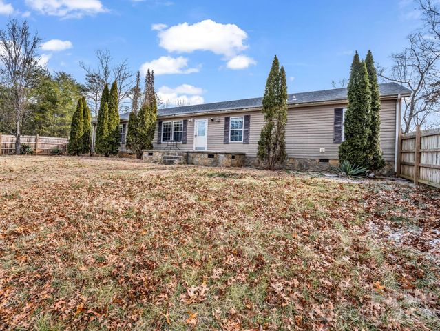 865 Boland Drive, Lake Lure, NC 28746