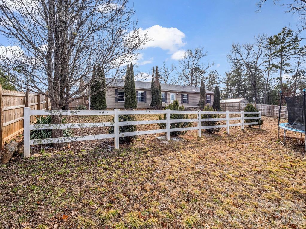 865 Boland Drive, Lake Lure, NC 28746