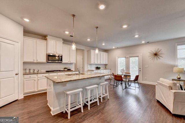 2017 Yvette Way, Braselton, GA 30517