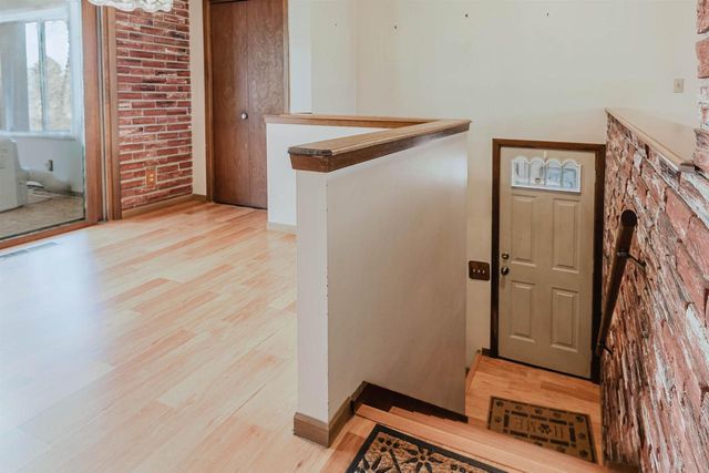 8480 SHIRLEY COURT, Winneconne, WI 54986