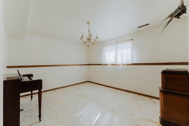 8480 SHIRLEY COURT, Winneconne, WI 54986