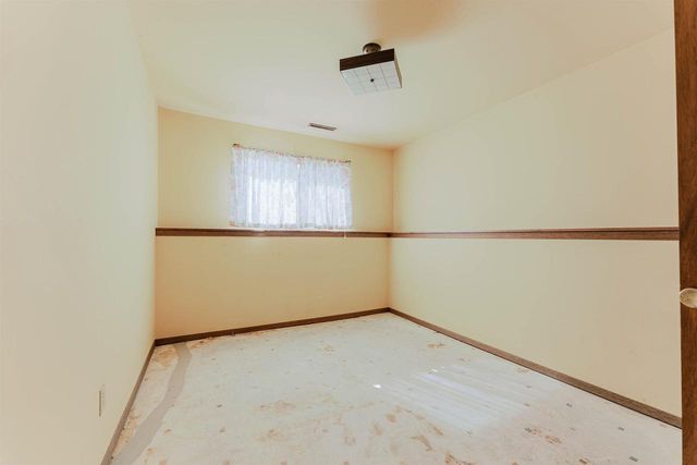 8480 SHIRLEY COURT, Winneconne, WI 54986