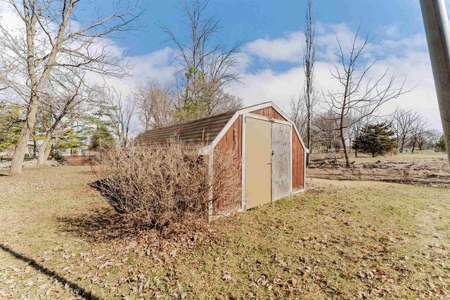 8480 SHIRLEY COURT, Winneconne, WI 54986