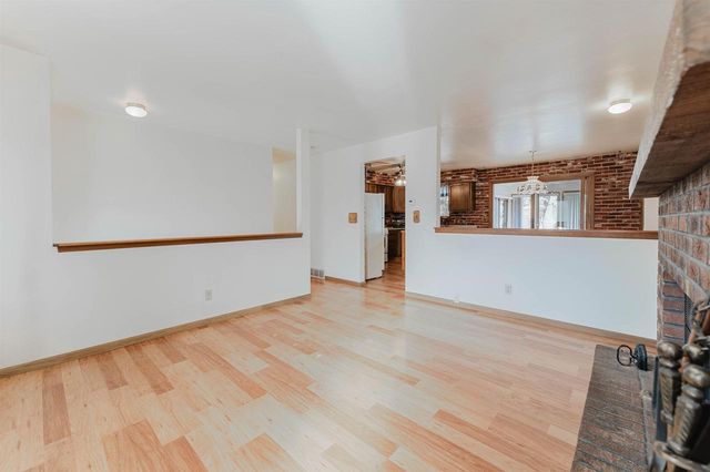 8480 SHIRLEY COURT, Winneconne, WI 54986