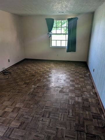 1601 E Sandalwood Place, Columbus, OH 43229