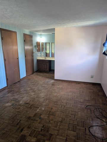1601 E Sandalwood Place, Columbus, OH 43229