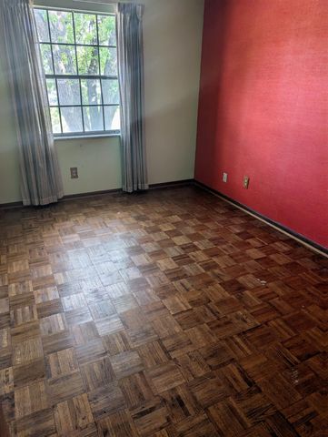 1601 E Sandalwood Place, Columbus, OH 43229
