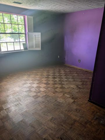 1601 E Sandalwood Place, Columbus, OH 43229