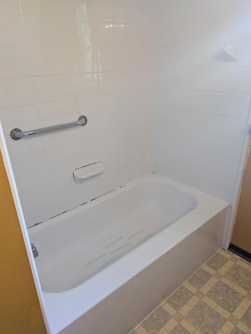 1601 E Sandalwood Place, Columbus, OH 43229
