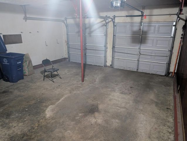 1601 E Sandalwood Place, Columbus, OH 43229