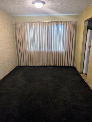 1601 E Sandalwood Place, Columbus, OH 43229