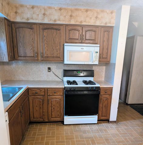 1601 E Sandalwood Place, Columbus, OH 43229