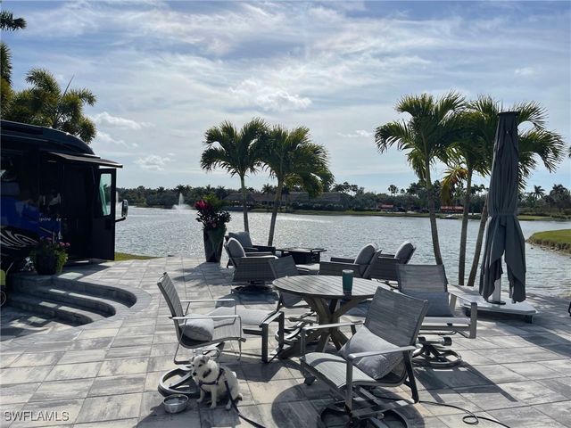 4735 Southern Breeze DR, Naples, FL 34114