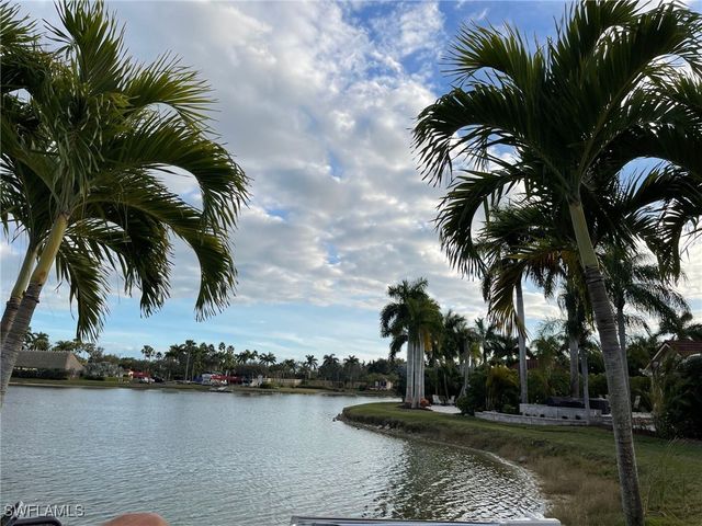 4735 Southern Breeze DR, Naples, FL 34114