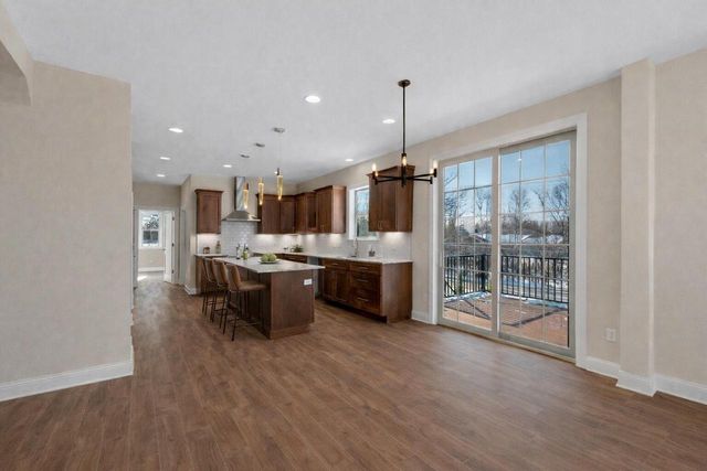 W192N5437 Red Crown LANE, Menomonee Falls, WI 53051