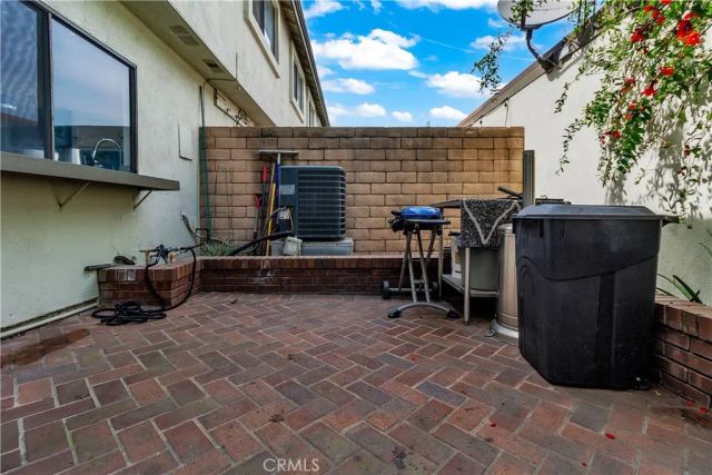 9903 Karmont, South Gate, CA 90280
