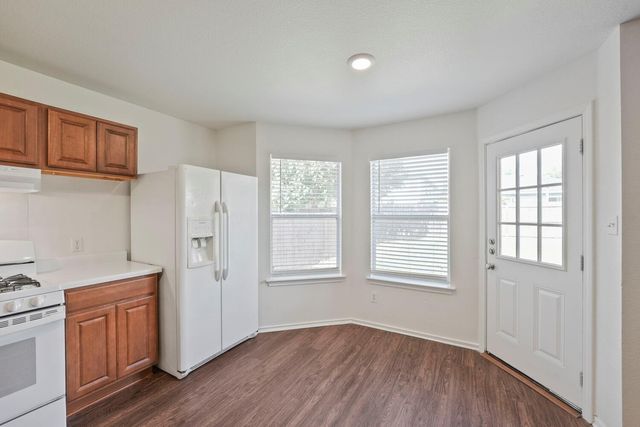 211 Remington RUN, Bastrop, TX 78602