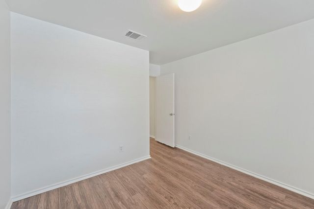 211 Remington RUN, Bastrop, TX 78602