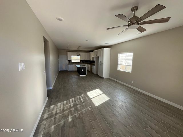 21770 W HARDING Avenue, Wittmann, AZ 85361