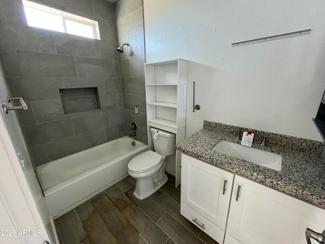 21770 W HARDING Avenue, Wittmann, AZ 85361