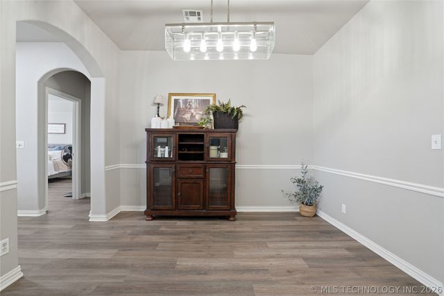 1700 N 1st Street, Broken Arrow, OK 74012