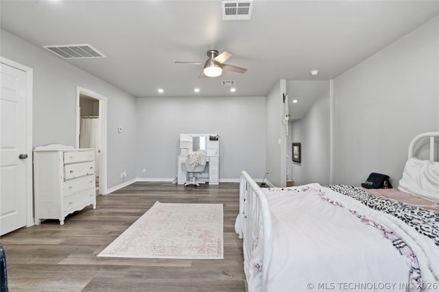 1700 N 1st Street, Broken Arrow, OK 74012