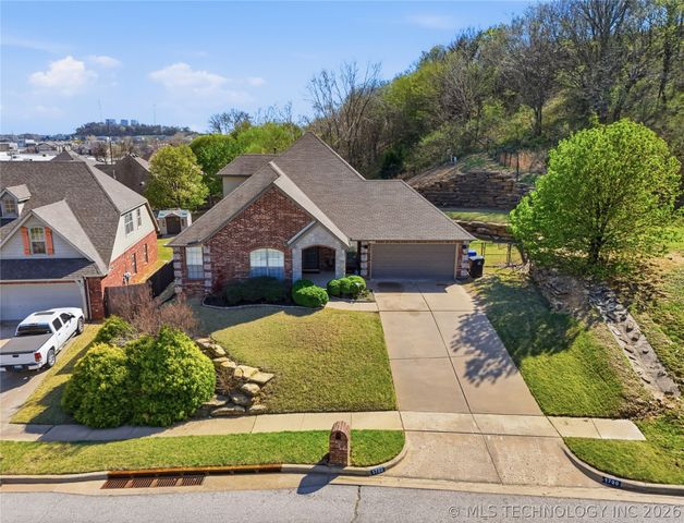 1700 N 1st Street, Broken Arrow, OK 74012