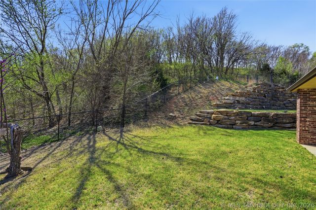 1700 N 1st Street, Broken Arrow, OK 74012