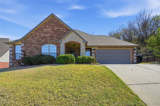 1700 N 1st Street, Broken Arrow, OK 74012