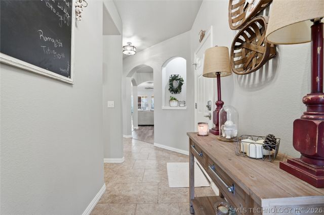 1700 N 1st Street, Broken Arrow, OK 74012