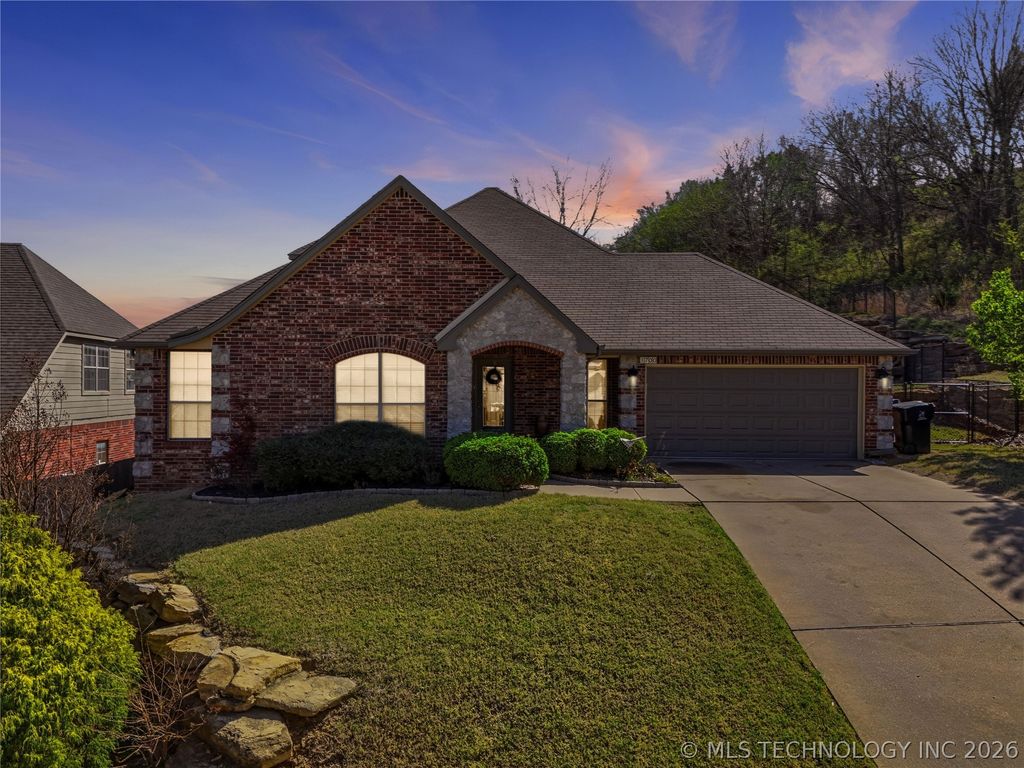 1700 N 1st Street, Broken Arrow, OK 74012