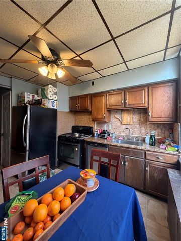 373 McKinley Street, Fairview, NJ 07022