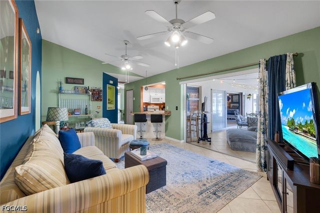 13481 Red Maple CIR, North Fort Myers, FL 33903