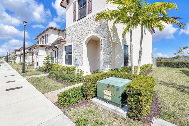 10031 SW 228th Ter, Miami, FL 33190