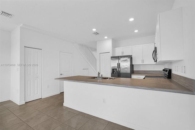 10031 SW 228th Ter, Miami, FL 33190