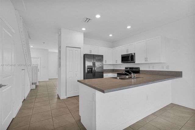 10031 SW 228th Ter, Miami, FL 33190