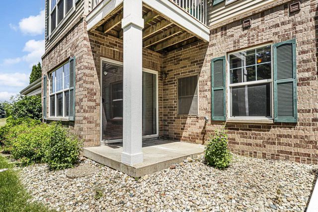 6801 Parkside Circle, Windsor, WI 53532