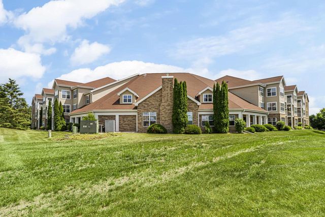 6801 Parkside Circle, Windsor, WI 53532