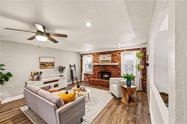 12513 Monroe Avenue, Grandview, MO 64030