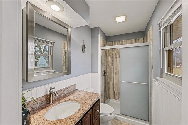 12513 Monroe Avenue, Grandview, MO 64030