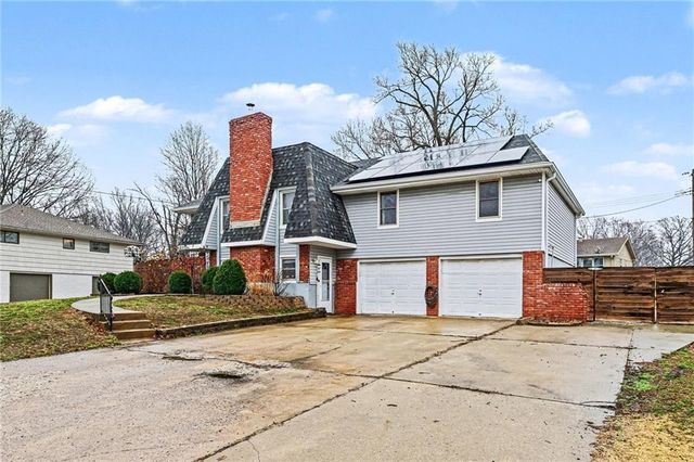 12513 Monroe Avenue, Grandview, MO 64030