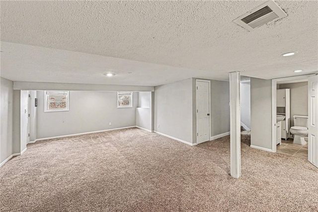 12513 Monroe Avenue, Grandview, MO 64030