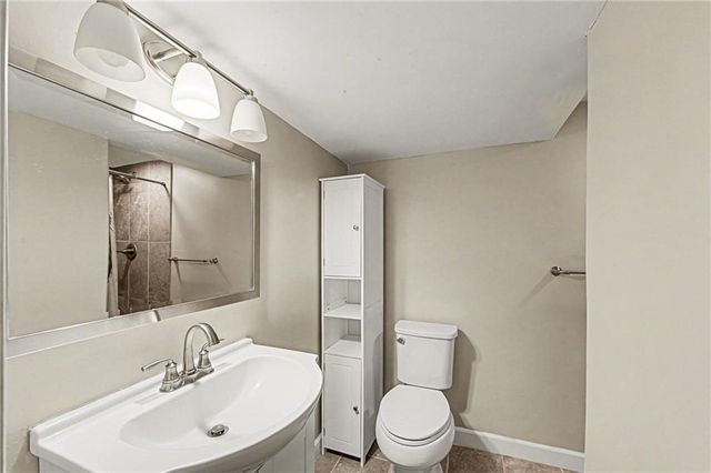 12513 Monroe Avenue, Grandview, MO 64030