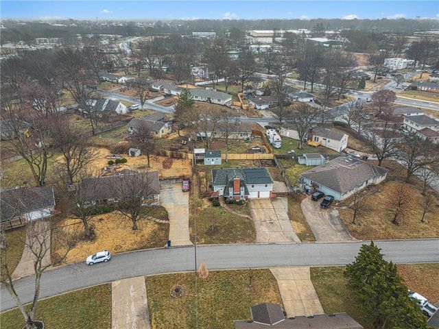 12513 Monroe Avenue, Grandview, MO 64030