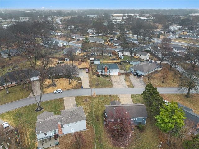 12513 Monroe Avenue, Grandview, MO 64030