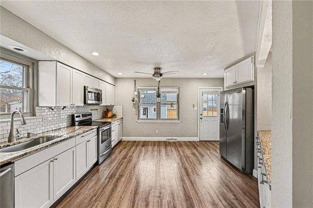 12513 Monroe Avenue, Grandview, MO 64030