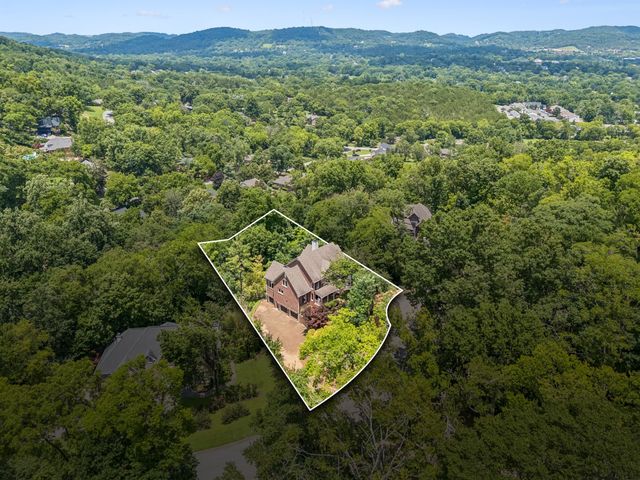 716 Split Rail Dr, Brentwood, TN 37027