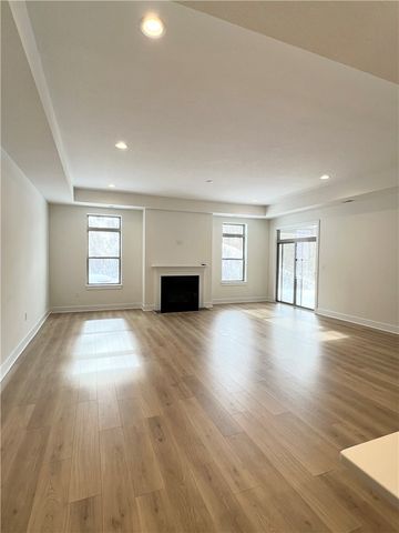 107 Hemingway Lane, Coraopolis, PA 15108