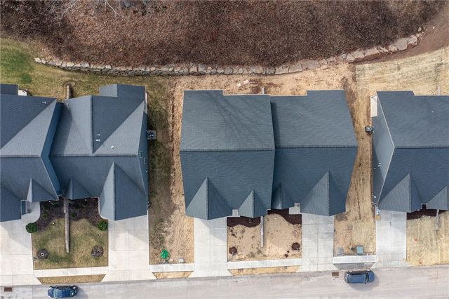 107 Hemingway Lane, Coraopolis, PA 15108